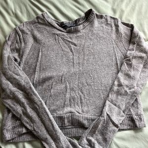 Brandy Melville cropped sweater